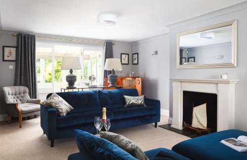 Charlestown Casa | Wobbly Cod