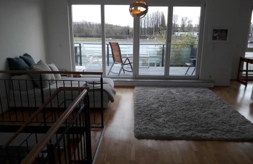 Schierstein Apartamento | Wohnen am Wasser
