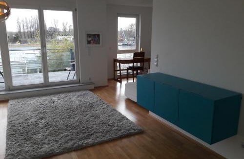 Schierstein Apartamento | Wohnen am Wasser