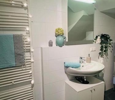 Neunkirchen Apartamento | Wohnen bei frau tinz - Apartment - Bahnhof- und Zentrumsnähe