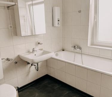 Bedingrade Apartamento | Wohnen im Ländereck! Essen-Mülheim-Oberhausen! BS2L