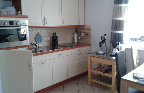 Schonberger Strand Apartamento | Vivir con vista de dique para conocedores
