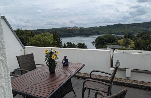 Langscheid Apartamento | Wohnen mit Seeblick, Sorpesee