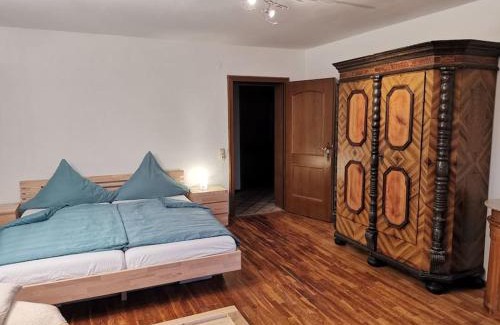 Albaching Apartamento | Wohnen und Kunst in Albaching