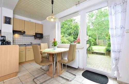 Heringhausen Apartamento | Apartamento en Heringhausen con terraza propia