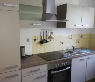 Hahnbach Casa | Wohnung-Haus für Arbeiter und Monteure bis 11 Personen Amberg
