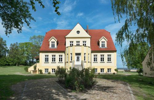 Grubnow Apartamento | Wohnung Im Zweiten Obergeschoss Des Gutshauses