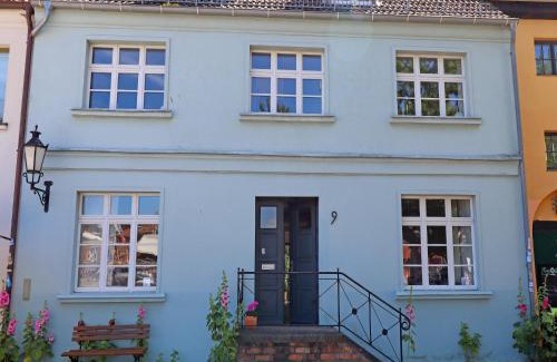 Old Town Apartamento | Wohnung in Wismar mit Garten, cleaning included