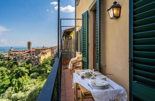 Massa Apartamento | Wohnung La Volata In Massa E Cozzile