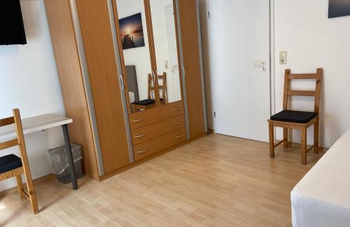Espelkamp Apartamento | Wohnung mit 2 Einzelzimmer gemeinsamer Küchen/Bad/Balkon-Nutzung