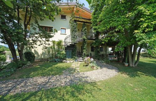 Castello Apartamento | Wohnung Mit Blick Auf Den Gardasee