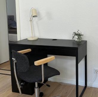 Krefeld Apartamento | Wohnung mit Stellplatz, WLAN, Netflix