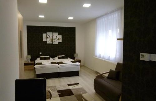 Zalaegerszeg Apartamento | Wolf House Apartman