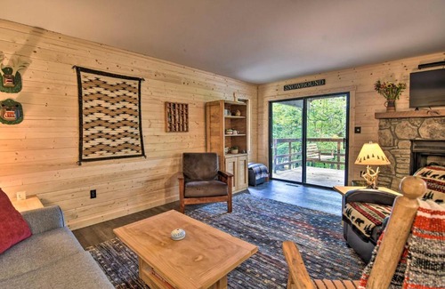 Wolf Laurel Casa | Wolf Laurel Resort Cabin Near Hiking and Skiing!