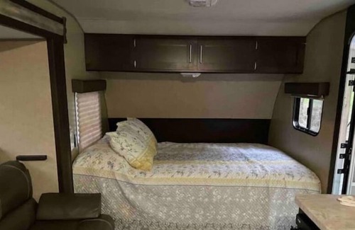 Roan Mountain Casa | Wolf Pup RV