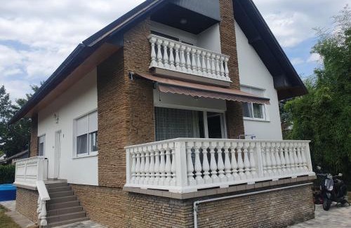 Balatonkeresztur Casa | Wolf Vendégház