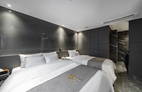 Siheung Hotel | Wolgot Avenue S