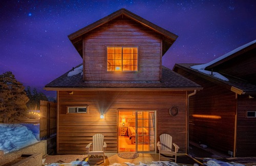 Christopher Creek Cabina | Wolves Den Cabin,WIFI, game room - Backs Tonto Forest, stocked kitchen, heat AC