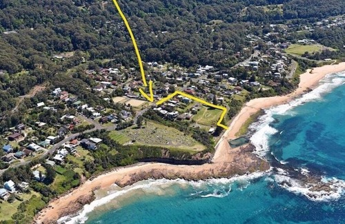 Wombarra Casa | Wombarra Sea View House on Lawrence Hargrave Drive