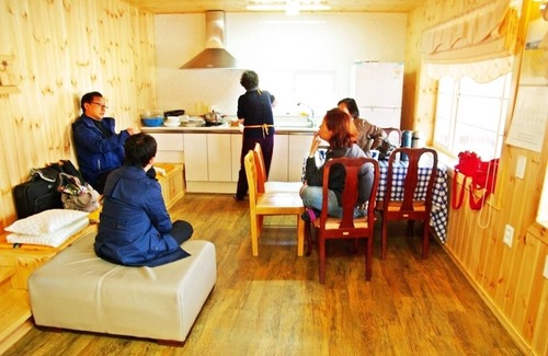 Bongpyeong Casa | "WON" Suite Liun Pine Tree Cabin
