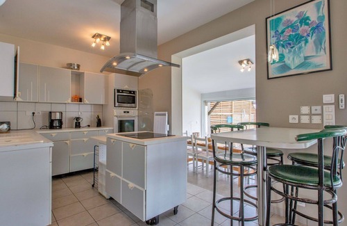 Vieux-Boucau-les-Bains Casa | Estupenda casa de vacaciones para 8 personas con WIFI, piscina privada, TV, patio y aparcamiento