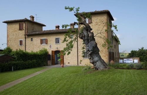 Tavarnelle Val di Pesa Villa | Casa de vacaciones con WIFI, piscina, bañera de hidromasaje, A/C, TV, patio