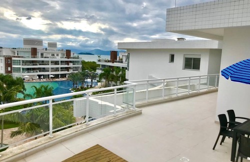 Ponta das Canas Apartamento | Cobertura nueva en el mejor condominio resort de Florianópolis