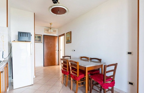 Santo Stefano al Mare Villa | Preciosa casa de vacaciones privada con WIFI, TV, terraza, mascotas permitida y aparcamiento