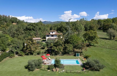 Cicogna Villa | Casa de vacaciones privada con A/C, WIFI, piscina privada, TV, mascotas permitida, aparcamiento