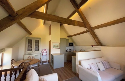Kingston Casa | Wonderful 2 Bedroom Barn conversion in stunning setting with outstanding views
