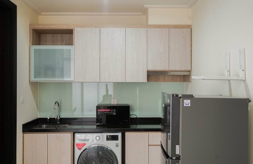 Cikini Apartamento | Wonderful 2BR Menteng Park Apartment with Private Lift