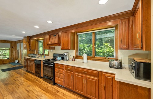 Moultonborough Casa | Wonderful 3 Story Winnipesaukee Waterfront home