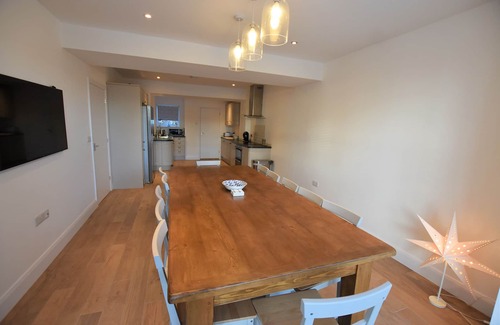 Aberdovey Casa | Maravillosa casa de 7 habitaciones en Aberdovey, tiene capacidad para 16, se admiten mascotas con jardín