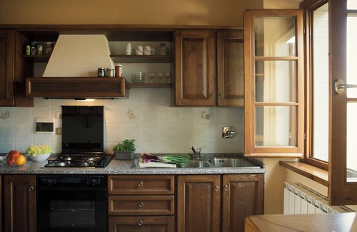 Arezzo Otro | Wonderful apartment in villa with pool near Arezzo