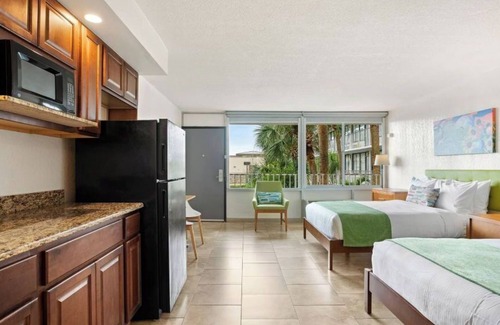 Historic Downtown Kissimmee Complejo | Wonderful Apt Hotel with Pool in Kissimmee 1