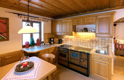 Sankt Veit im Pongau Casa | Casa de vacaciones privada con WIFI, TV, patio, mascotas permitida, vista panorámica, aparcamiento