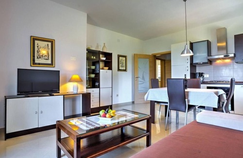 Brsec Apartamento | Wonderful Brsec Apartments with Sea View and Shared Pool - Comfort One Bedroom Apartment