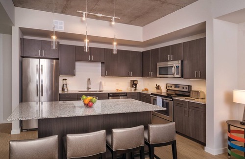 Civic District Complejo | Wonderful Downtown Austin 1BR King Suite