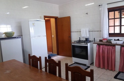 Jarinu Casa | Casa de 3 habitaciones, 1 baño.