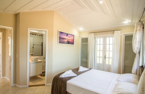 Marina Casa | Wonderful house on the edge of the Búzios channel