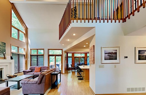 The Galena Territory Casa | Wonderful Home Away From Home
