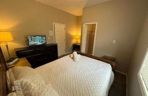 New City Casa | Wonderful Home Close to Downtown Chicago - Free Parking