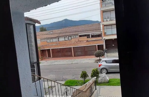 Usaquen Chalet De Esquí | Wonderful house so close to the mall unicentro.