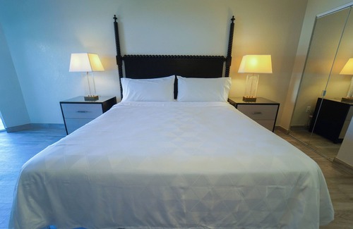 Crystal Harbour Complejo | Wonderful Location Perfect for Your Next Vacation! Beachfront Property, Pool