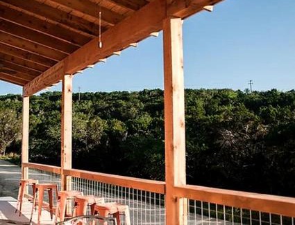 Dripping Springs Casa | Wonderful Open-Plan Cottage for a Fantastic Family Retreat to Texas Hill Country near Dripping Springs, Texas