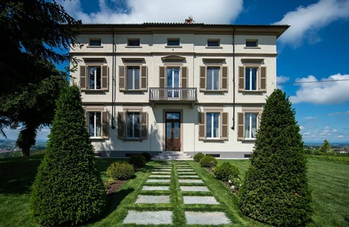 Costigliole d'Asti Villa | Casa de vacaciones privada con A/C, piscina privada, WIFI, TV, patio, vista panorámica