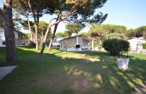 Lignano Pineta Casa | Maravillosa casa de vacaciones privada con A/C, TV, terraza, mascotas permitida y aparcamiento