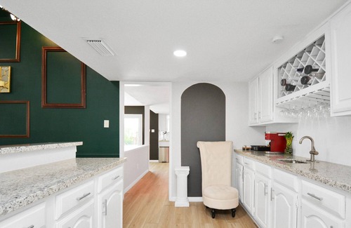 Mission Bend Casa | WONDERFUL Pool house, 4 bedrooms, 2.5 baths near Chinatown