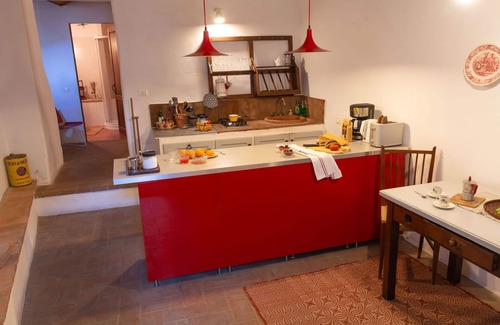 Pergine Valdarno Casa | Maravillosa casa de vacaciones privada con WIFI, A/C, jacuzzi, TV, aparcamiento, cerca de Arezzo