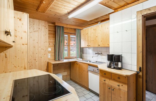 Untertauern Casa | Preciosa casa de vacaciones privada para 17 personas con WIFI, TV, balcón y aparcamiento